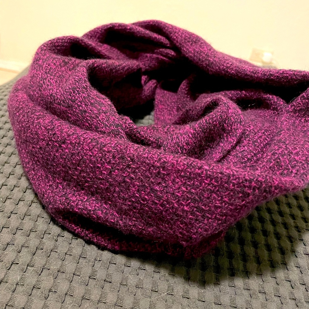100% Cashmere Infinity Scarf